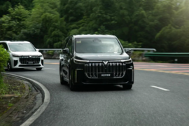 業(yè)內(nèi)最快實(shí)現(xiàn)單季度盈利和經(jīng)營現(xiàn)金流轉(zhuǎn)正,嵐圖汽車遞表港交所